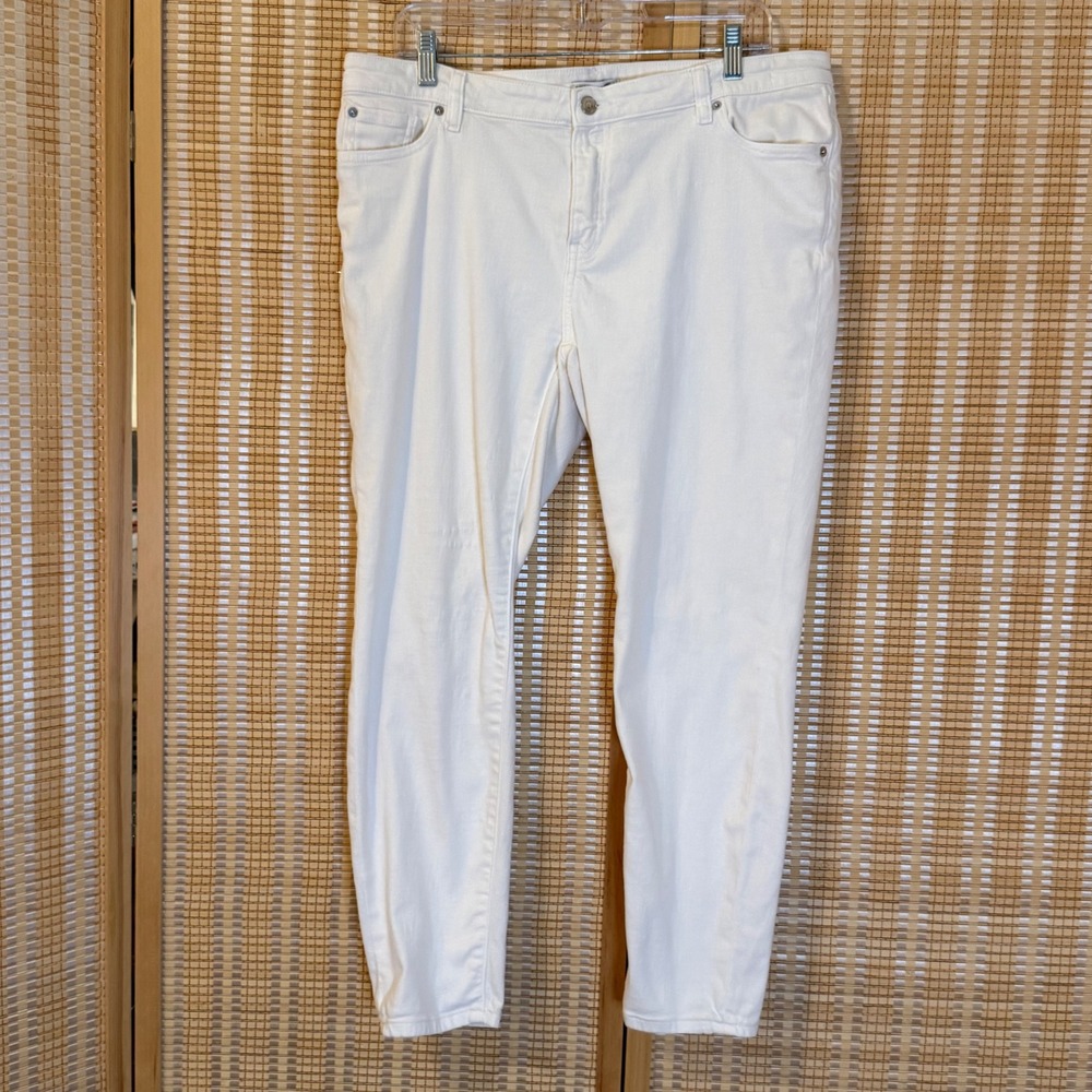 Amazon Essentials Womens White Skinny Jeans Mid Rise Stretch Denim Size 16 18